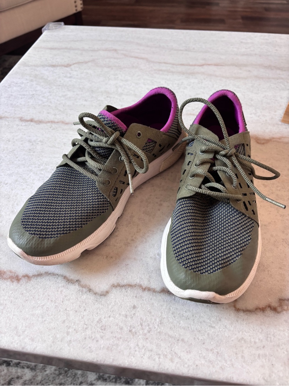 Sperry Women's Slip-On Athletic Sneakers in Hunter green and Pink